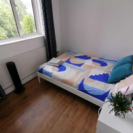 White City Apartment, Your London Stay Eksteriør billede