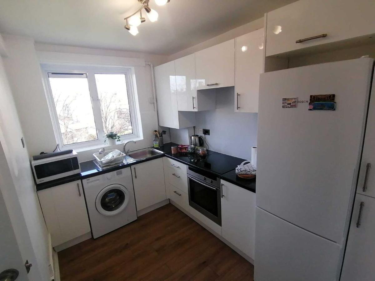 White City Apartment, Your London Stay Eksteriør billede
