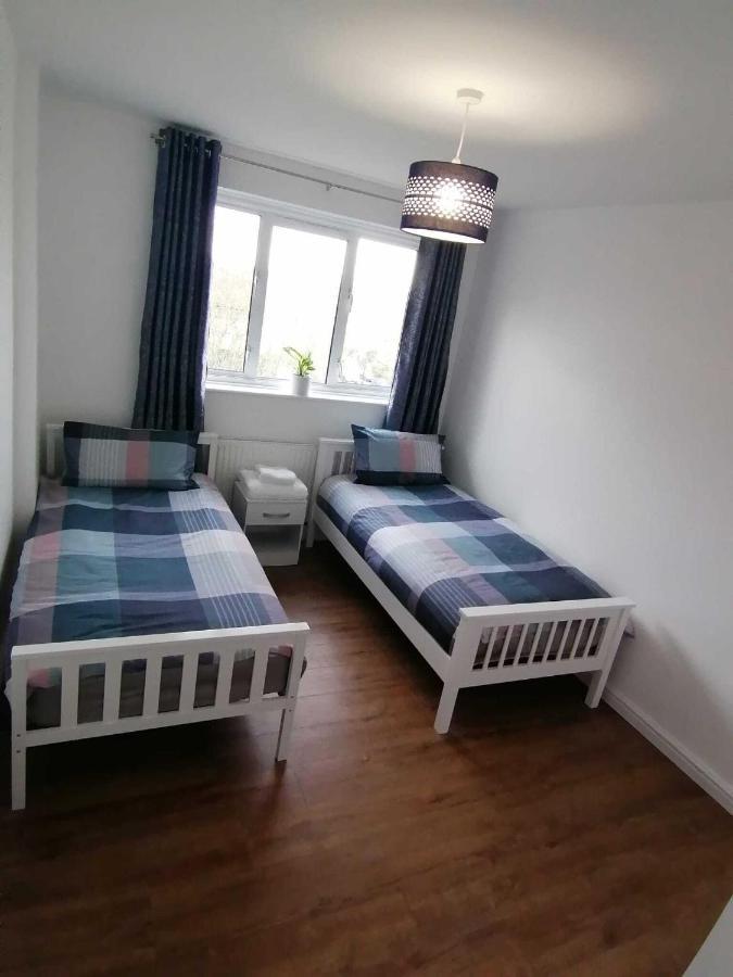 White City Apartment, Your London Stay Eksteriør billede