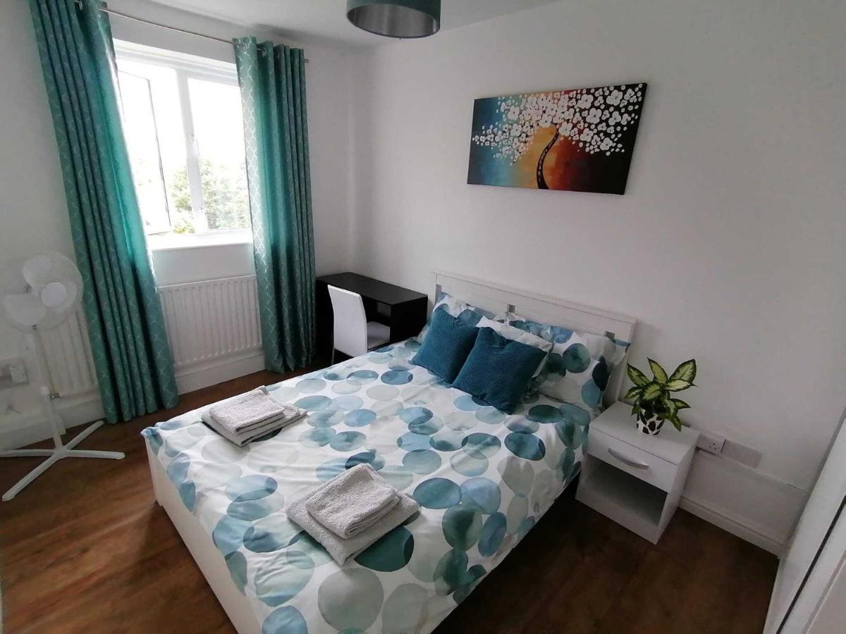 White City Apartment, Your London Stay Eksteriør billede