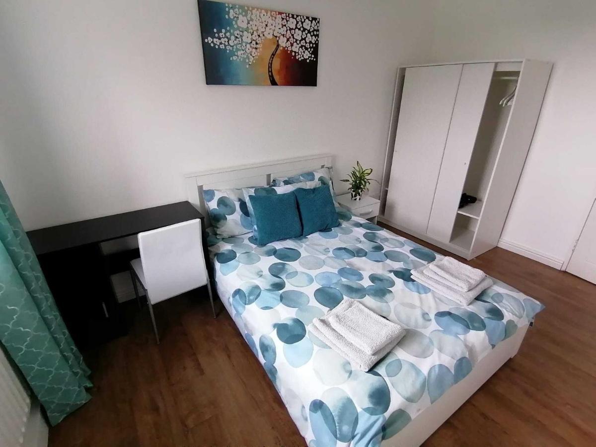 White City Apartment, Your London Stay Eksteriør billede
